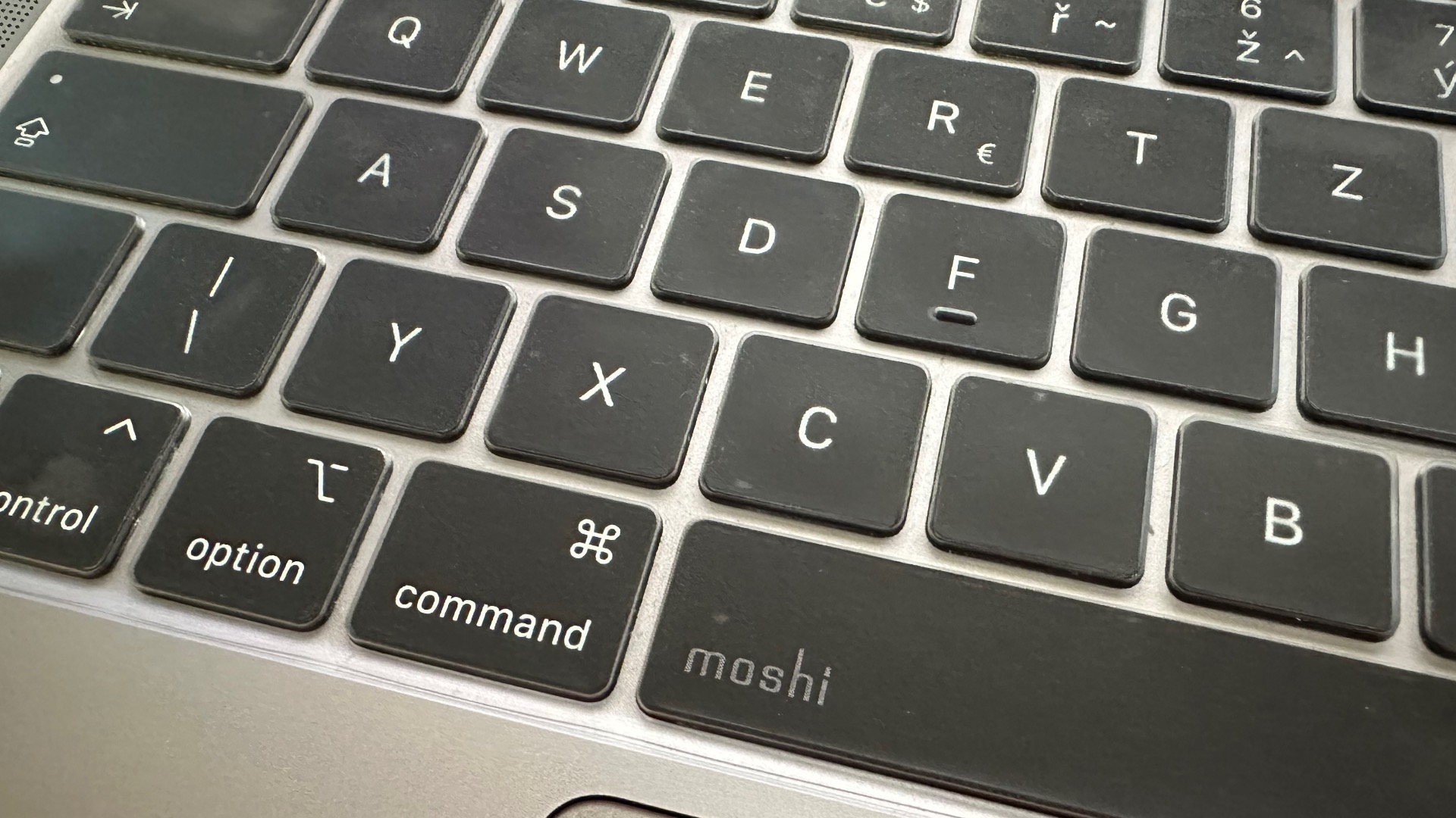 MacBook Air keyboard with Moshi ClearGuard